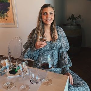 Meet your Posher, Madison